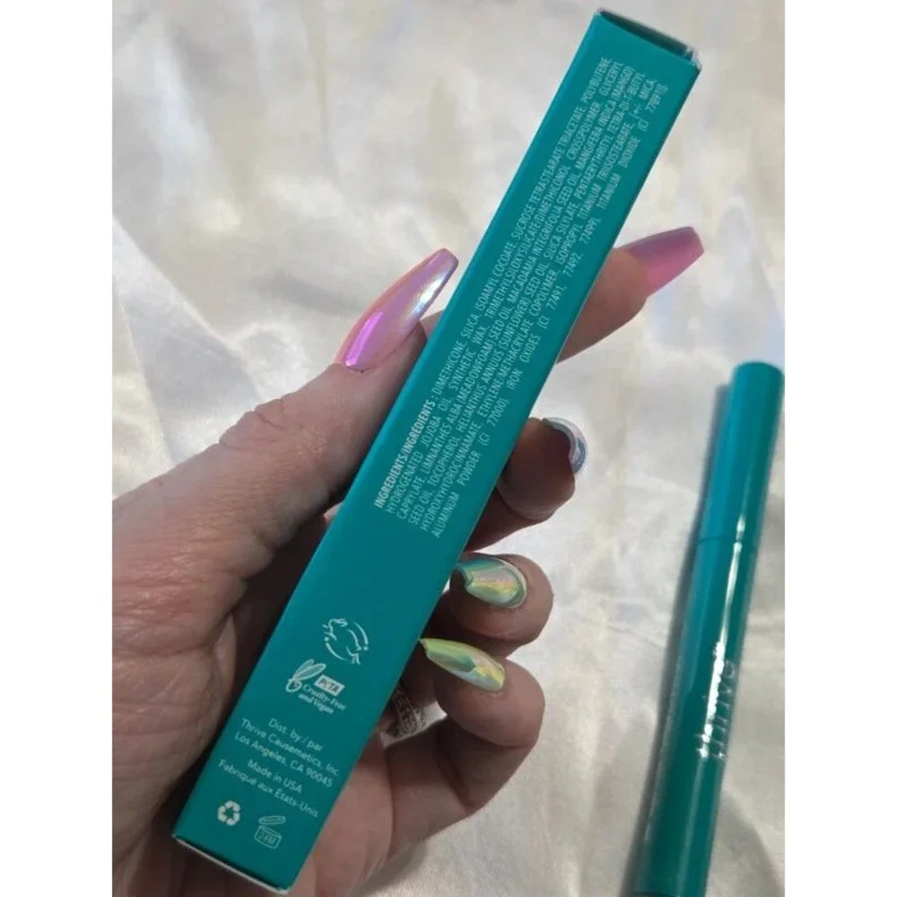 Thrive Brilliant Eye Brightener Stick - Pili (cool gold shimmer)